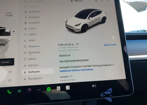 2022 Tesla Model Y Long Range Dual Motor All-Wheel Drive из США, поврежденный, VIN 7SAYGDEE1NF545520